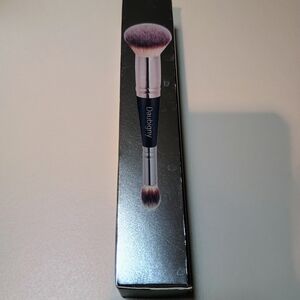 Daubigny Make Up Brush.